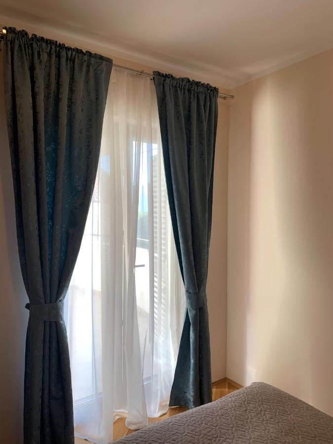 Lastochka.Mne Apartments Baosic Exterior foto