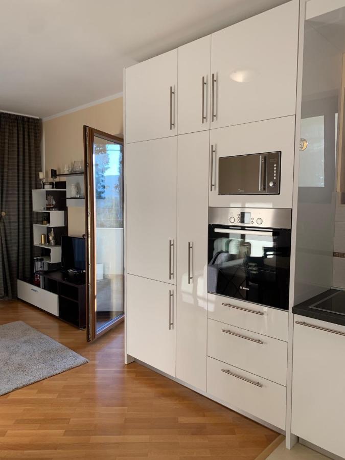 Lastochka.Mne Apartments Baosic Exterior foto